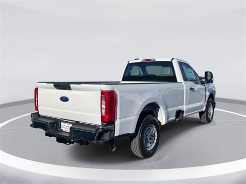 New 2026 Ford F250 XL w/ XL Chrome Package image 4