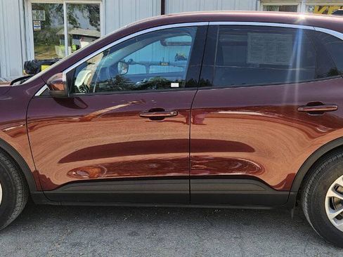 Used 2021 Ford Escape SE FWD image 11
