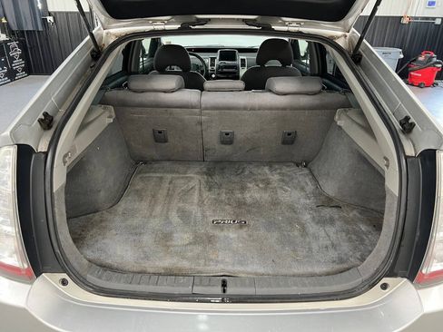Used 2007 Toyota Prius w/ Pkg 4 FWD image 12