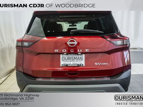 Used 2023 Nissan Rogue SV w/ SV Premium B Package AWD/4WD image 6