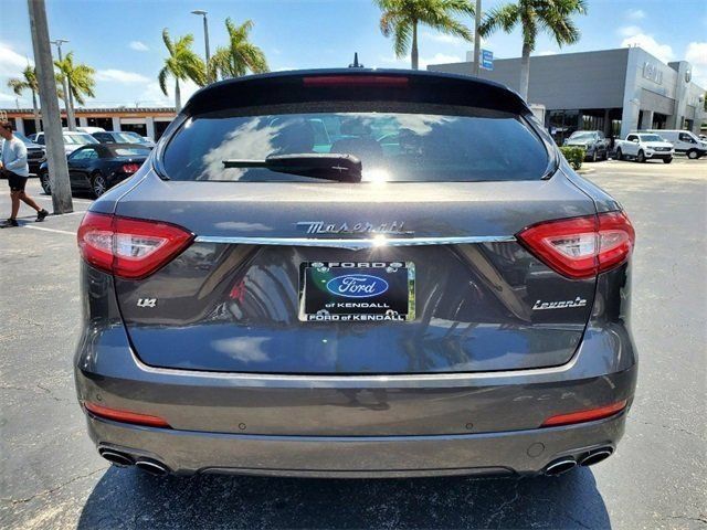 Used 2019 Maserati Levante AWD/4WD image 7