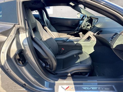Used 2016 Chevrolet Corvette Stingray Coupe image 8