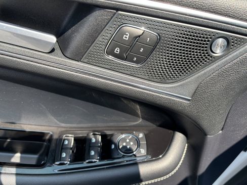 Used 2019 Ford Edge ST w/ Convenience Package AWD/4WD image 15