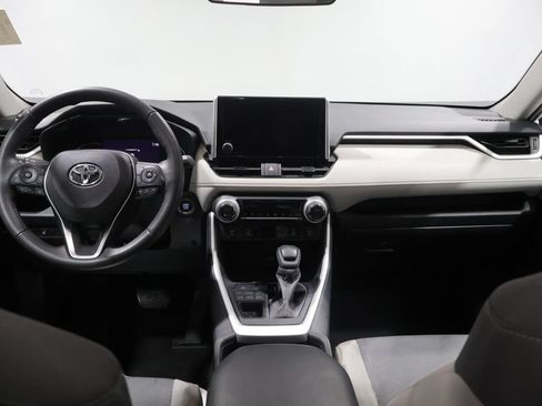 Certified 2024 Toyota RAV4 XLE w/ Convenience Package AWD/4WD image 17