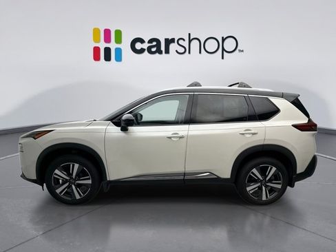 Used 2023 Nissan Rogue SL AWD/4WD image 2