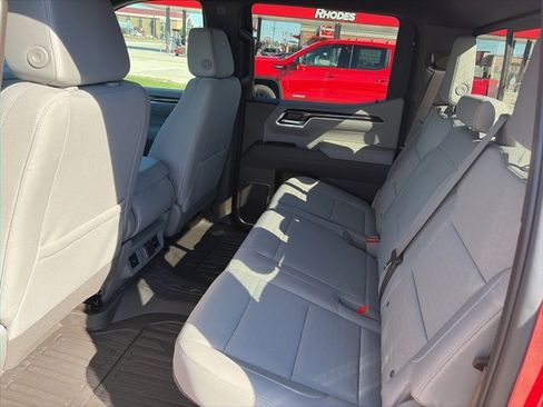 New 2026 GMC Sierra 1500 SLE w/ Preferred Package image 11