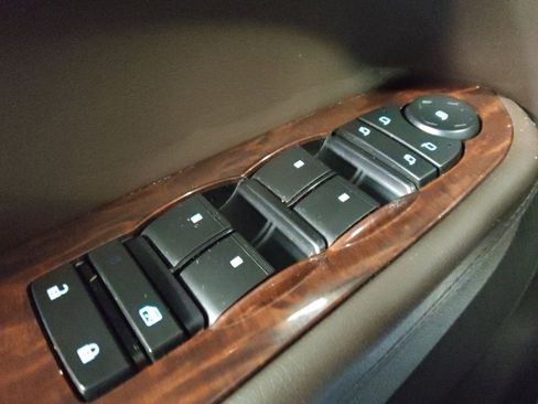 Used 2014 Buick Enclave Premium w/ Trailering Provision Package image 27