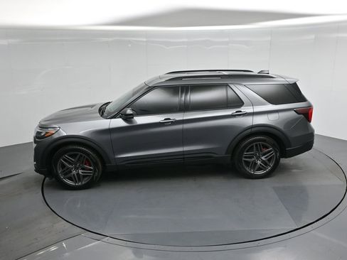 Used 2025 Ford Explorer ST w/ Sun And Sound Package AWD/4WD image 48