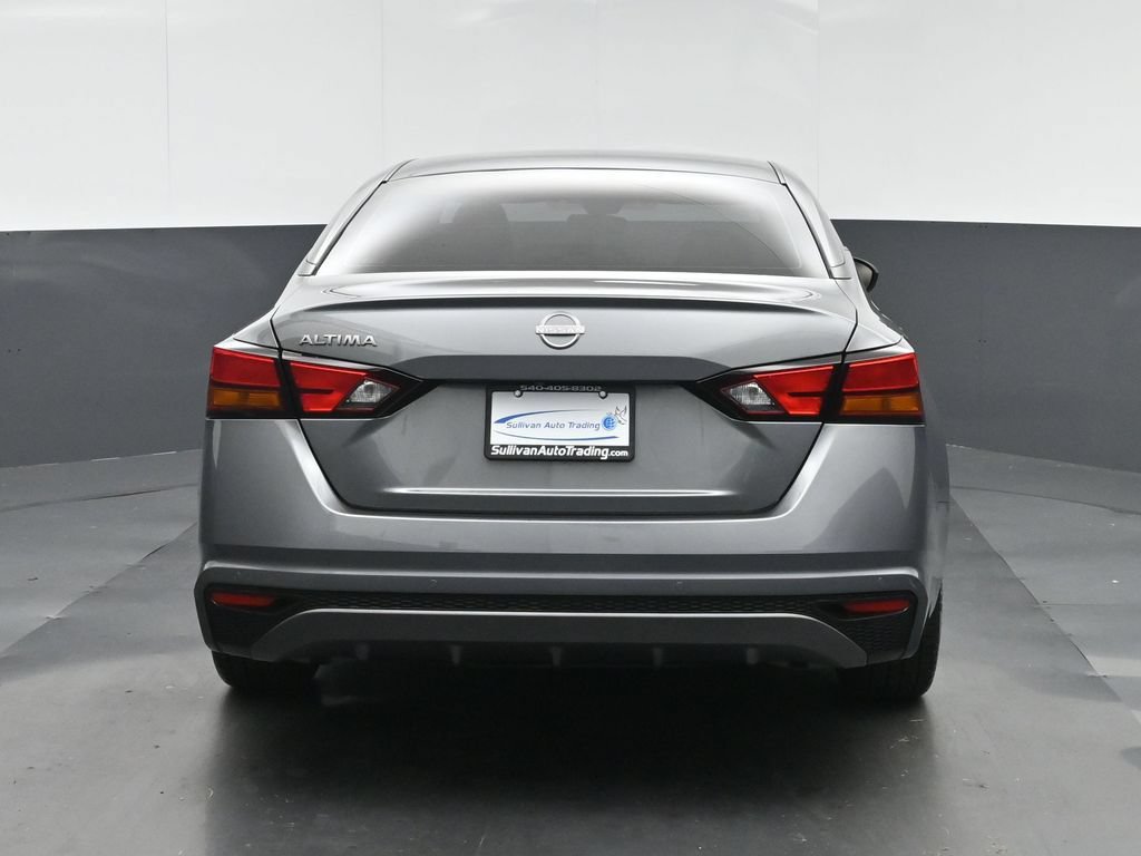 Used 2024 Nissan Altima 2.5 S FWD image 6