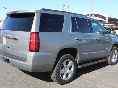 Used 2019 Chevrolet Tahoe LT image 3