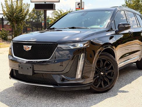 Used 2020 Cadillac XT6 Sport AWD/4WD image 2