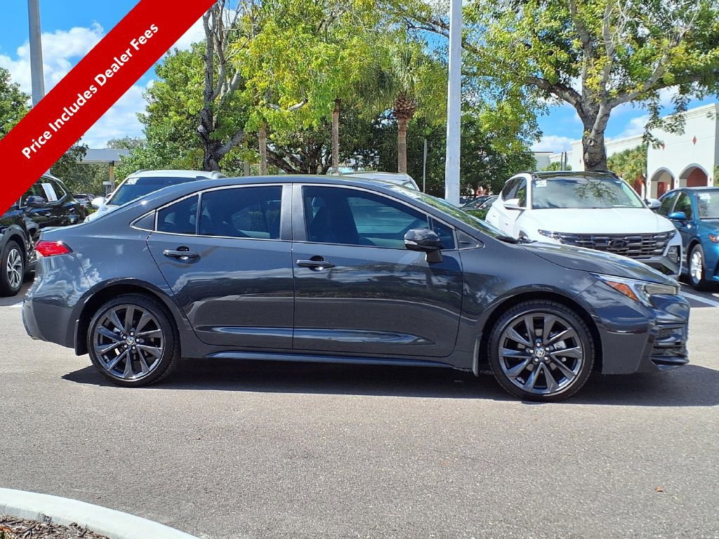 Used 2026 Toyota Corolla SE FWD image 10