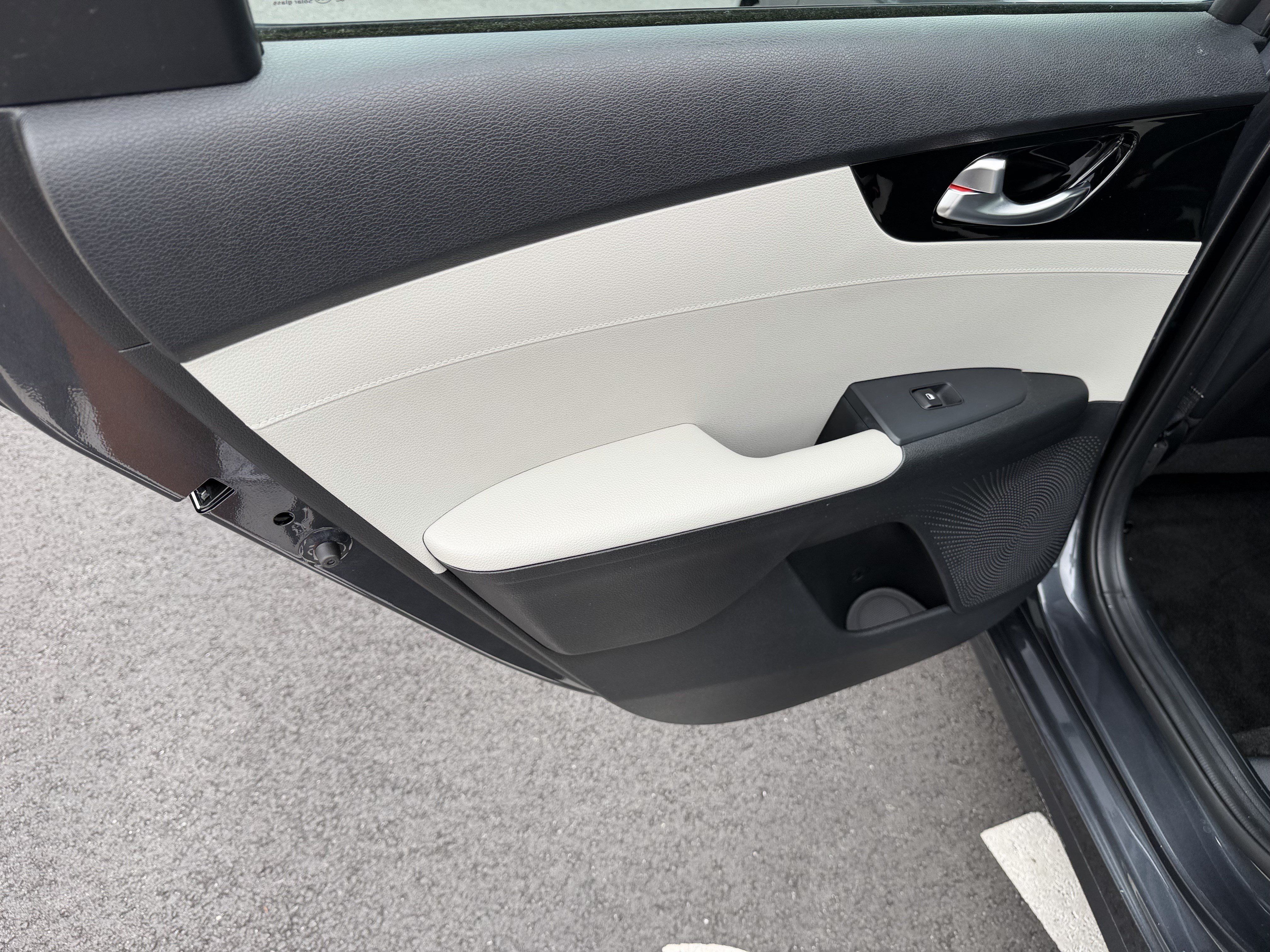 Used 2020 Kia Forte EX FWD image 18