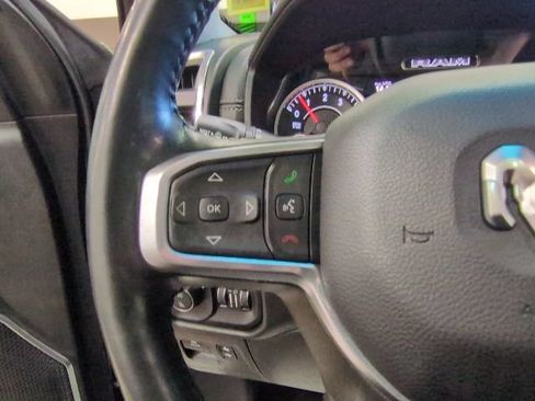 Used 2022 RAM 1500 Laramie AWD/4WD image 22