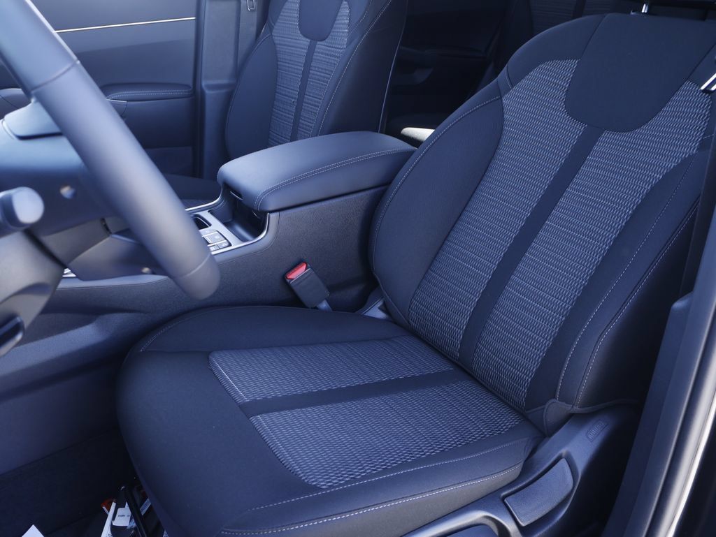 New 2026 Kia Sorento LX FWD image 27