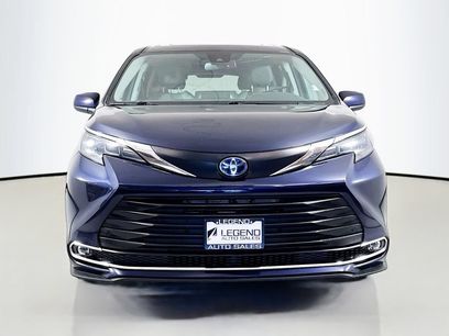 Used 2024 Toyota Sienna XLE