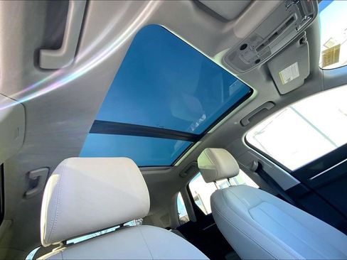 Used 2023 Audi Q3 2.0T Premium Plus w/ Premium Plus Package image 14