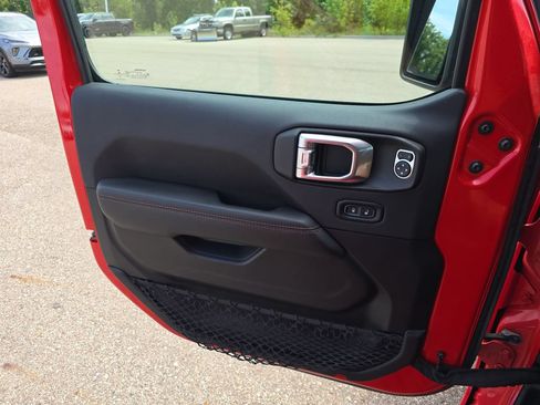 Used 2020 Jeep Wrangler Unlimited Rubicon AWD/4WD image 28