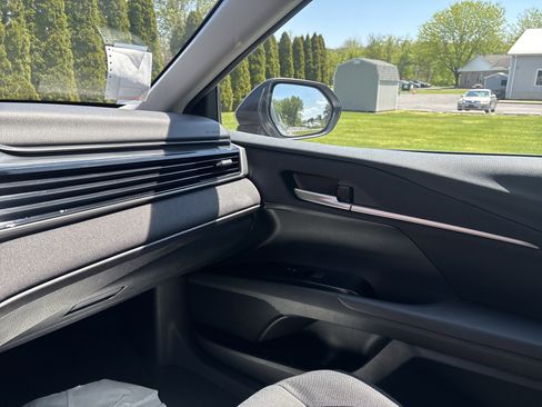 Certified 2025 Toyota Camry LE FWD image 23