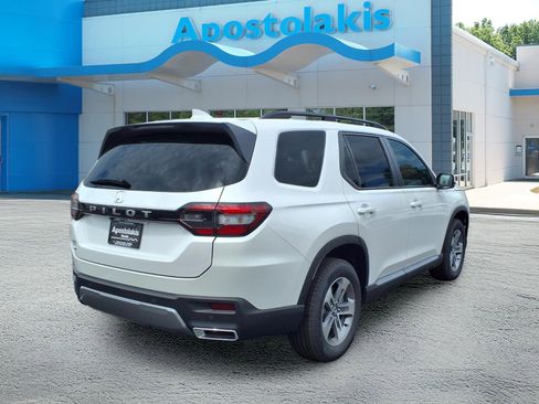 Used 2026 Honda Pilot EX-L image 3