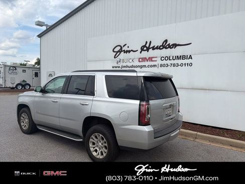 Used 2020 GMC Yukon SLT AWD/4WD image 2