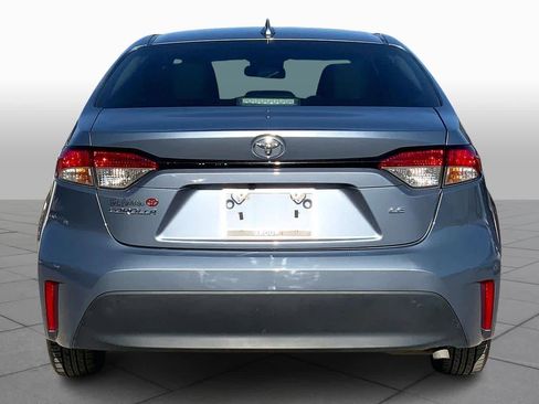 Used 2024 Toyota Corolla LE image 4