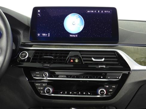 Certified 2023 BMW 530e 530e iPerformance w/ Convenience Package image 26