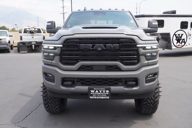 Used 2026 RAM 3500 Laramie AWD/4WD image 7