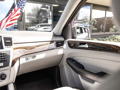 Used 2013 Mercedes-Benz ML 350 4MATIC image 39