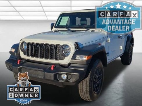 Used 2024 Jeep Wrangler Sport S image 11