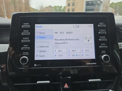 Used 2023 Toyota Camry LE image 22