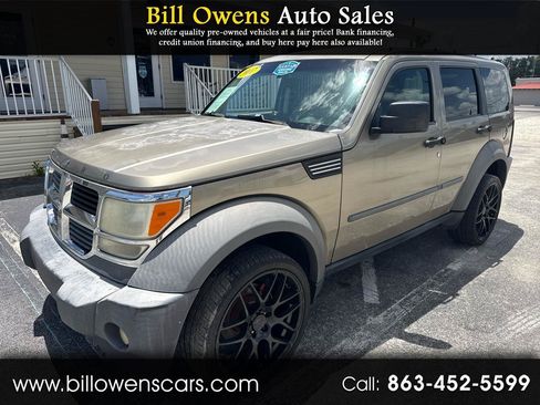 Used 2007 Dodge Nitro SXT RWD image 1