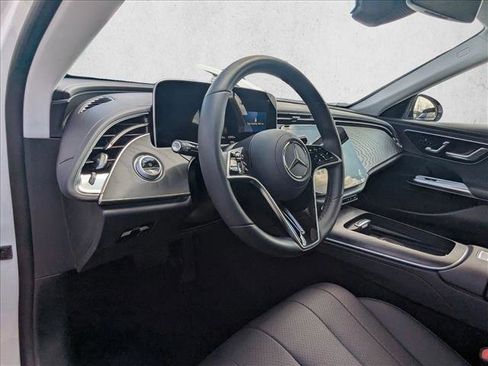 Certified 2025 Mercedes-Benz E 350 4MATIC Sedan w/ Winter Package image 9