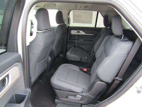 New 2026 Ford Explorer Active AWD/4WD image 31