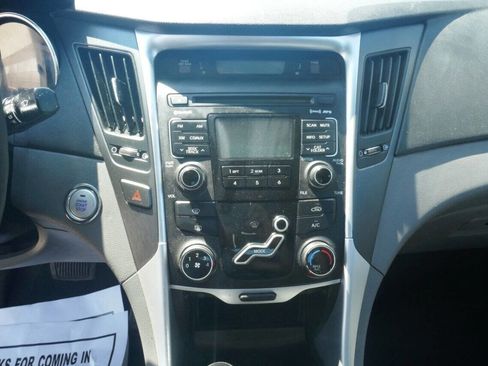 Used 2011 Hyundai Sonata SE image 13