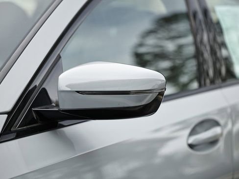 New 2026 BMW 330i Sedan image 11