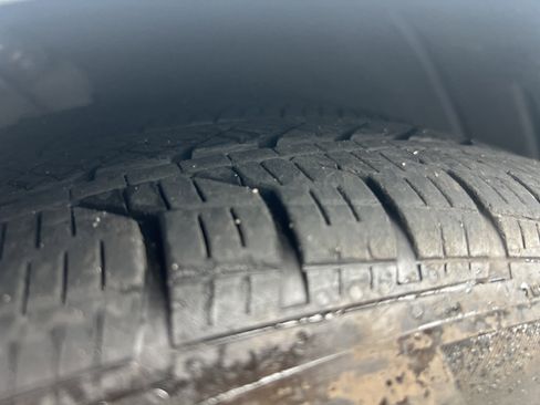 Used 2025 Mercedes-Benz E 350 Sedan image 12