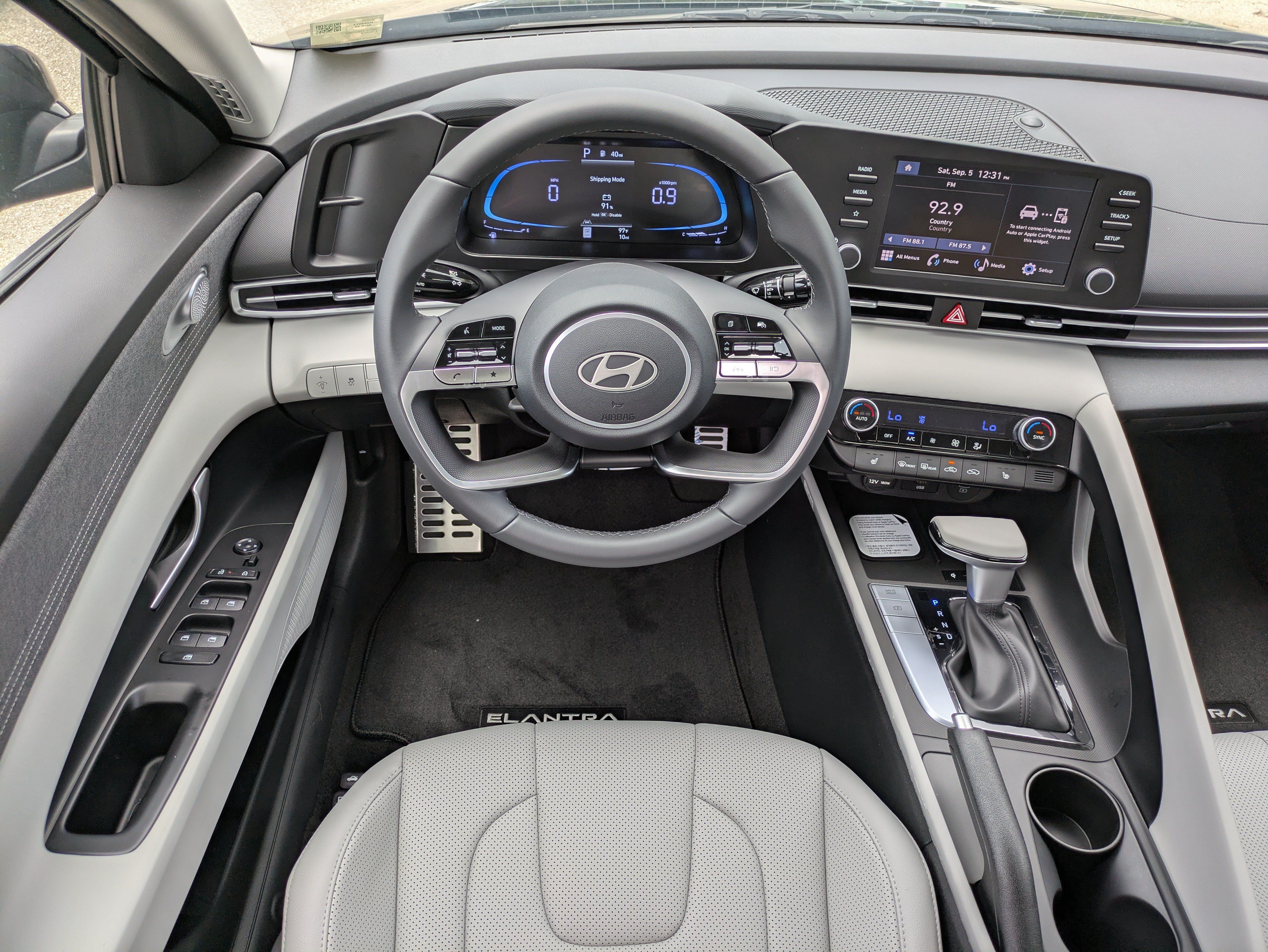 New 2026 Hyundai Elantra SEL Sport FWD image 14