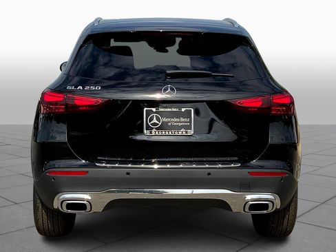 New 2025 Mercedes-Benz GLA 250 image 5