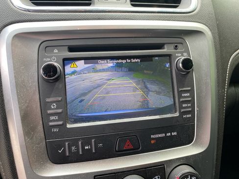 Used 2015 GMC Acadia SLE AWD/4WD image 15