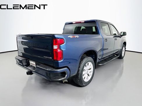 Used 2020 Chevrolet Silverado 1500 Custom w/ Custom Value Package image 6