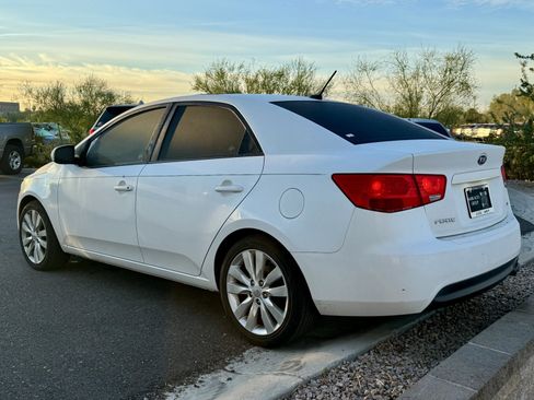 Used 2012 Kia Forte SX image 5
