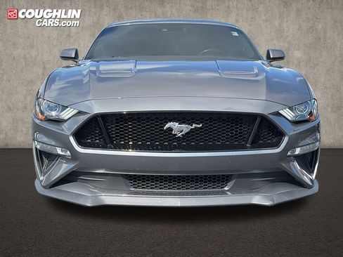 Used 2022 Ford Mustang GT Premium w/ GT Performance Package RWD image 2