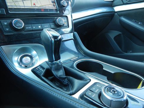 Used 2016 Nissan Maxima SR image 39
