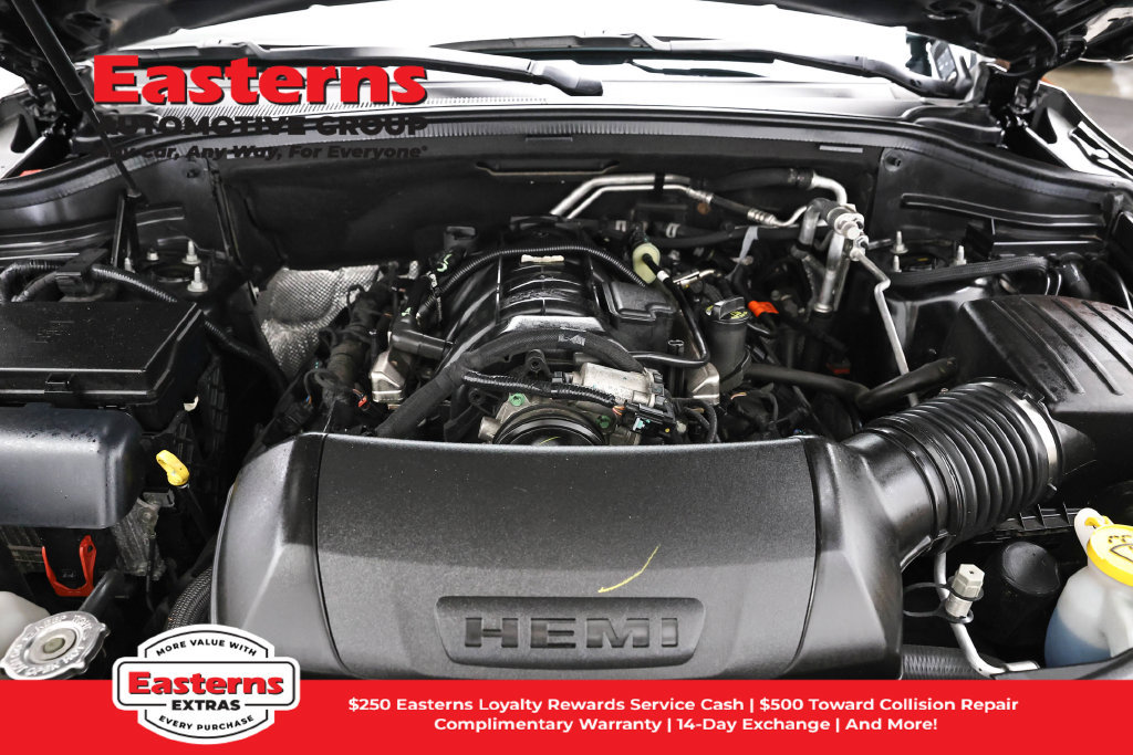 Used 2025 Dodge Durango R/T AWD/4WD image 8