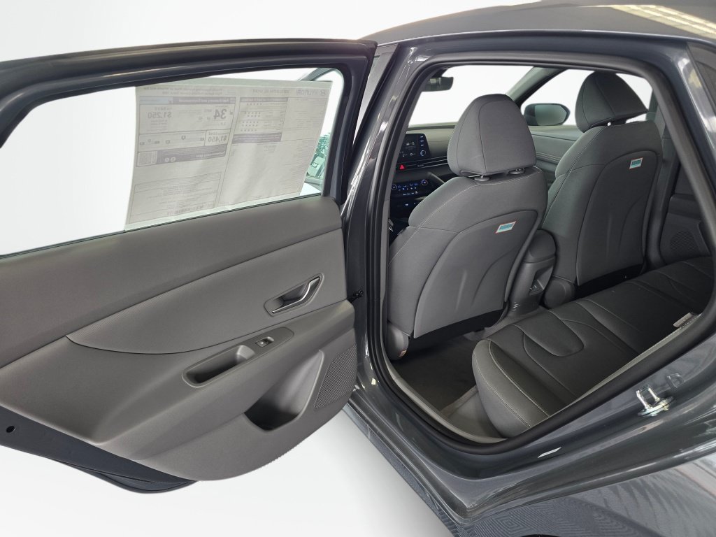 New 2026 Hyundai Elantra Sport FWD image 29