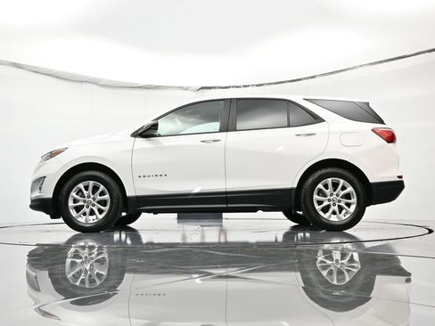 Used 2020 Chevrolet Equinox LS w/ LS Convenience Package image 49