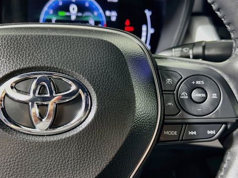Used 2026 Toyota Corolla SE FWD image 19
