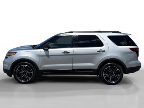 Used 2014 Ford Explorer Sport w/ Equipment Group 401A AWD/4WD image 2