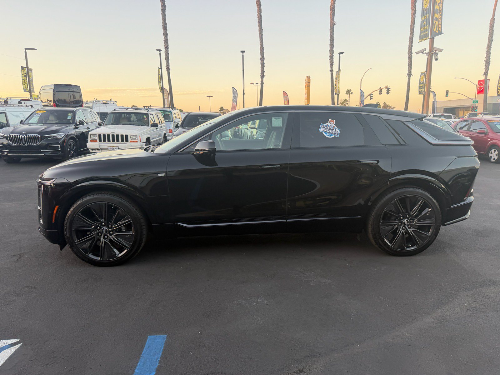 Used 2024 Cadillac Lyriq Sport AWD/4WD image 6